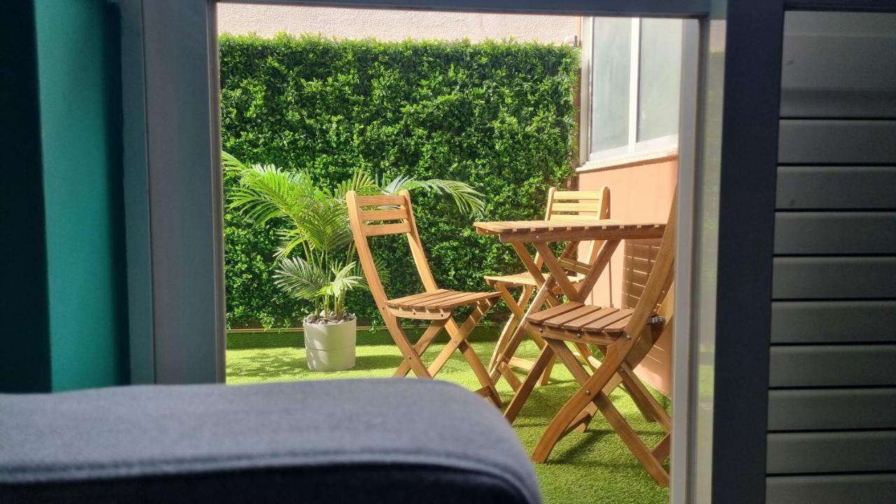 Afonso Galo Guest Apartments III Almada Exterior photo